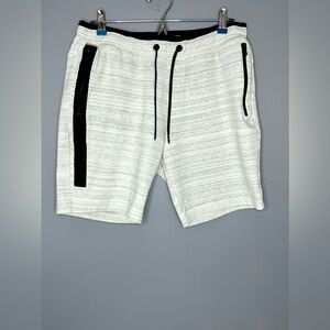 American Eagle Outfitters AE Active Flex Sweat Shorts Mens M Gray Zip Pockets